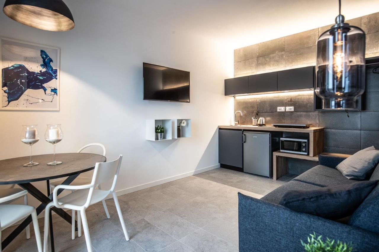 פסקיארה דל גארדה Sei Garda Apartments מראה חיצוני תמונה