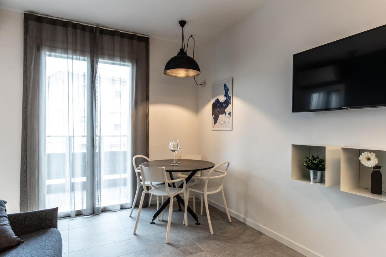 פסקיארה דל גארדה Sei Garda Apartments מראה חיצוני תמונה